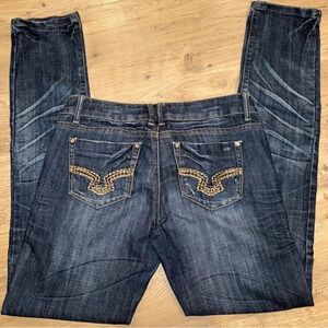 Almost Famous skinny Jeans Junior size 7